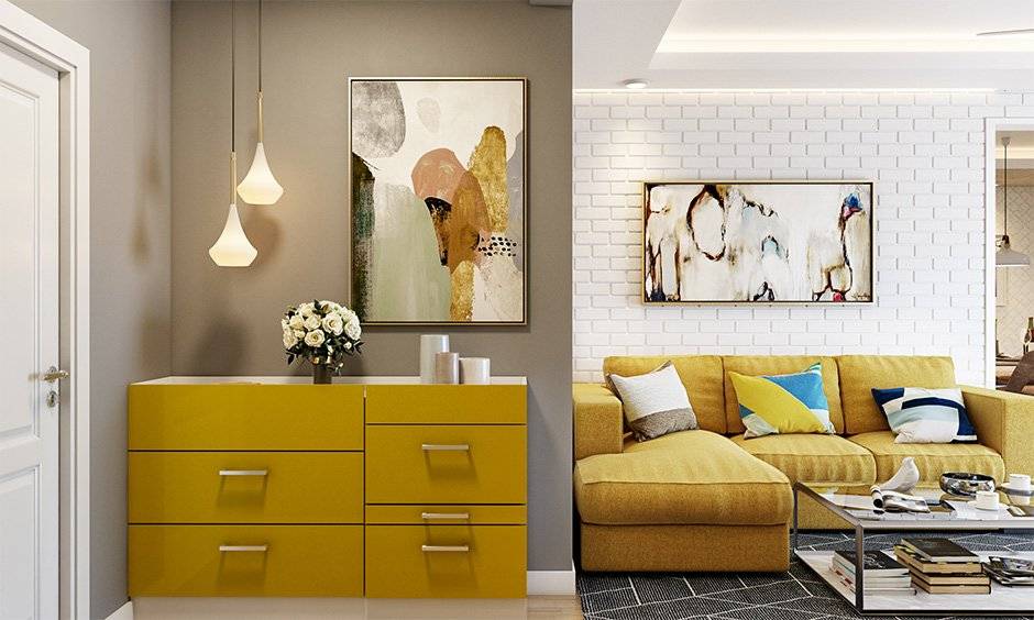 Entryway wall design guide - Hang a painting on the wall to create an artistic look